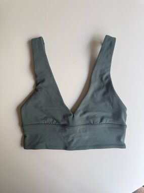 lululemon athletica V-Neck Bra